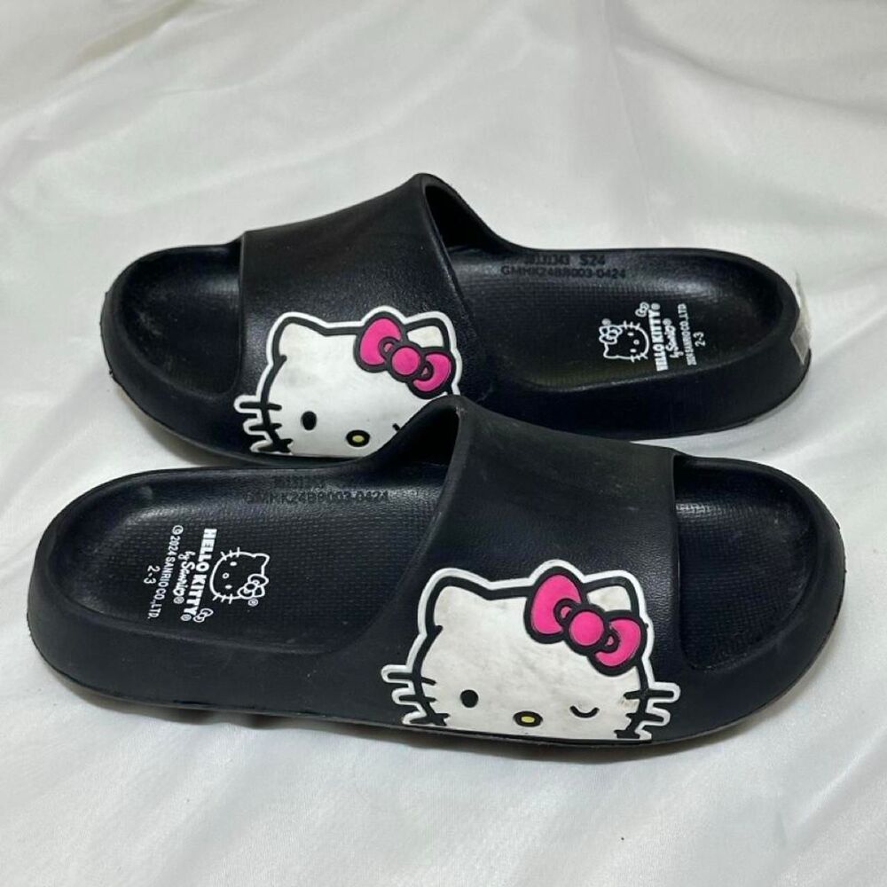 Sanrio Women's multi Slides